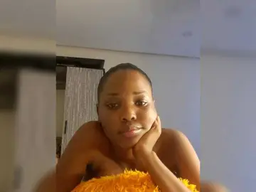 Lunaheat  live sex cam