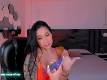 NickyLawson  live sex cam