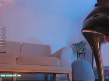 NickyLawson  live sex cam