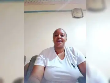 Prettylexxi  live sex cam
