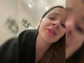 Rosalinelov  live sex cam