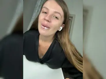 Rosalinelov  live sex cam