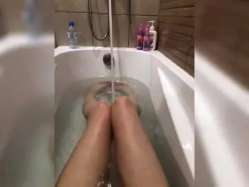 Klubnichkka  live sex cam