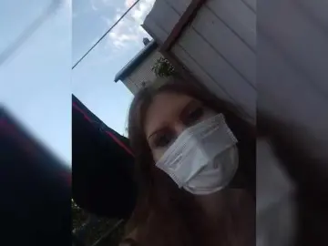 Klubnichkka  live sex cam