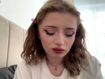 CarolBeinlich  live sex cam