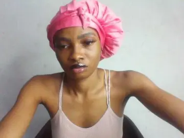 Ceecee  live sex cam