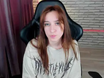 Hi-Karu  live sex cam