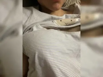 Kisa77771a  live sex cam