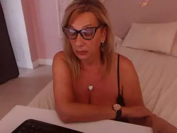 LadyNicole  live sex cam