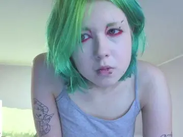 LittleKittenStar  live sex cam