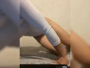 Marta24a  live sex cam
