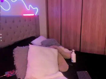 Miss-west  live sex cam