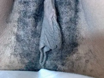 Skinybitchx  live sex cam