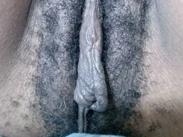 Skinybitchx  live sex cam