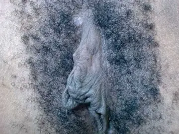 Skinybitchx  live sex cam