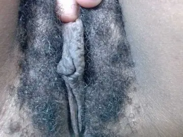 Skinybitchx  live sex cam