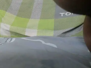 Skinybitchx  live sex cam