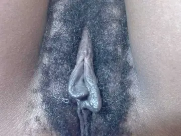 Skinybitchx  live sex cam
