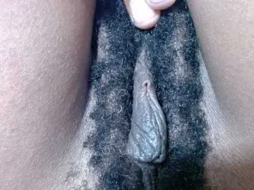 Skinybitchx  live sex cam