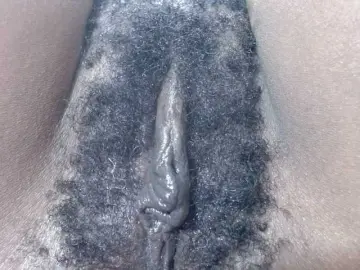 Skinybitchx  live sex cam