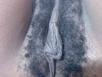 Skinybitchx  live sex cam