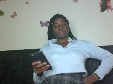 Slutybitch1  live sex cam