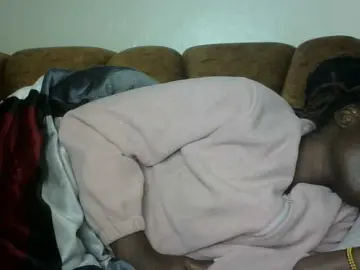 Slutybitch1  live sex cam