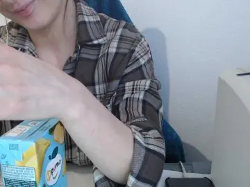 VelvetSin8  live sex cam