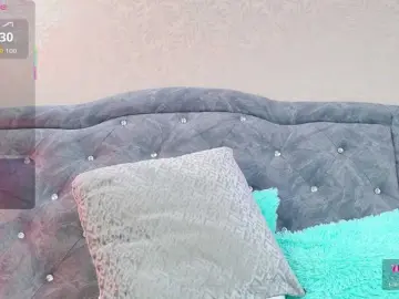 ZafiroClean  live sex cam