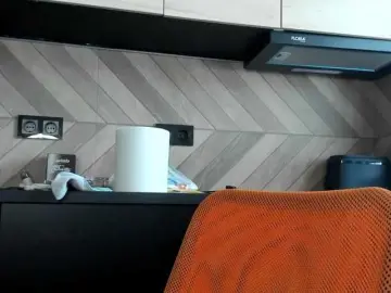 Karo131324  live sex cam