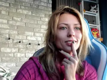 Karo131324  live sex cam