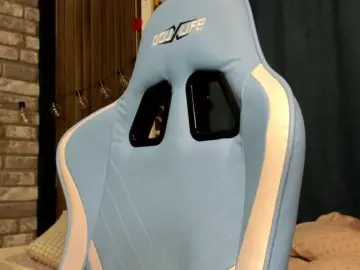 Karo131324  live sex cam