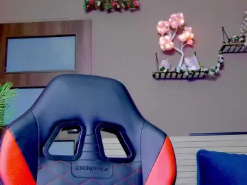 Karo131324  live sex cam