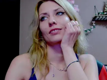 Karo131324  live sex cam