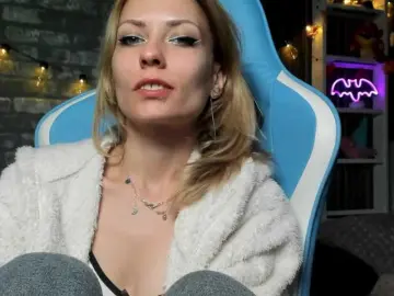 Karo131324  live sex cam