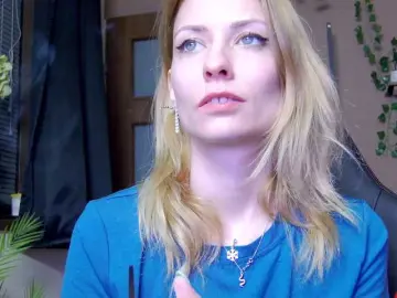 Karo131324  live sex cam