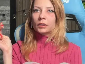 Karo131324  live sex cam