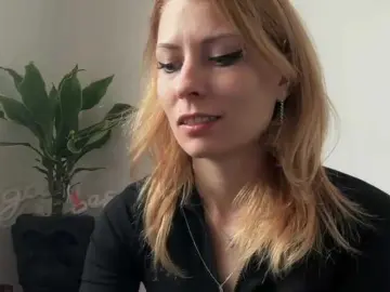 Karo131324  live sex cam