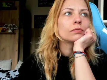 Karo131324  live sex cam