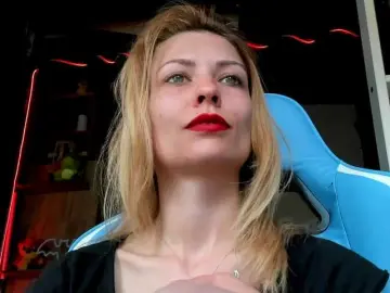 Karo131324  live sex cam