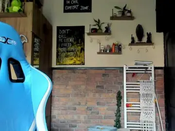 Karo131324  live sex cam