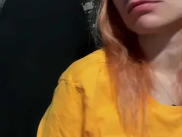 Karo131324  live sex cam