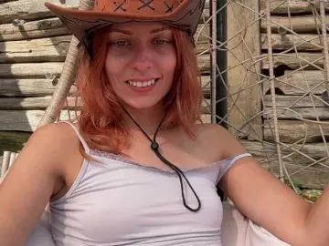 Karo131324  live sex cam