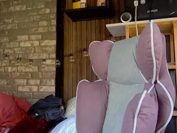 Karo131324  live sex cam