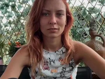 Karo131324  live sex cam