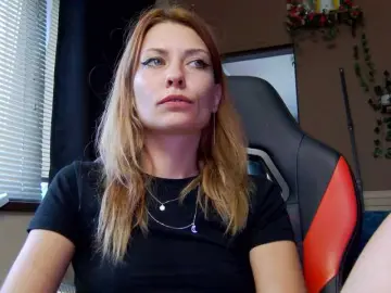 Karo131324  live sex cam