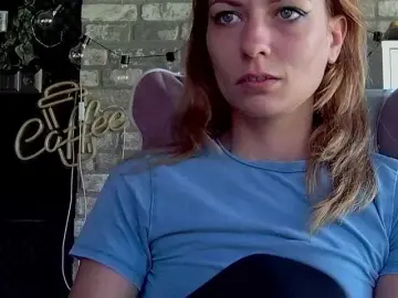 Karo131324  live sex cam