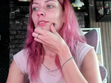 Karo131324  live sex cam