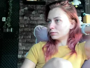 Karo131324  live sex cam
