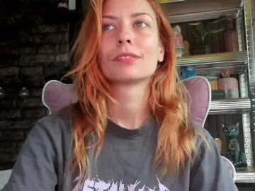 Karo131324  live sex cam